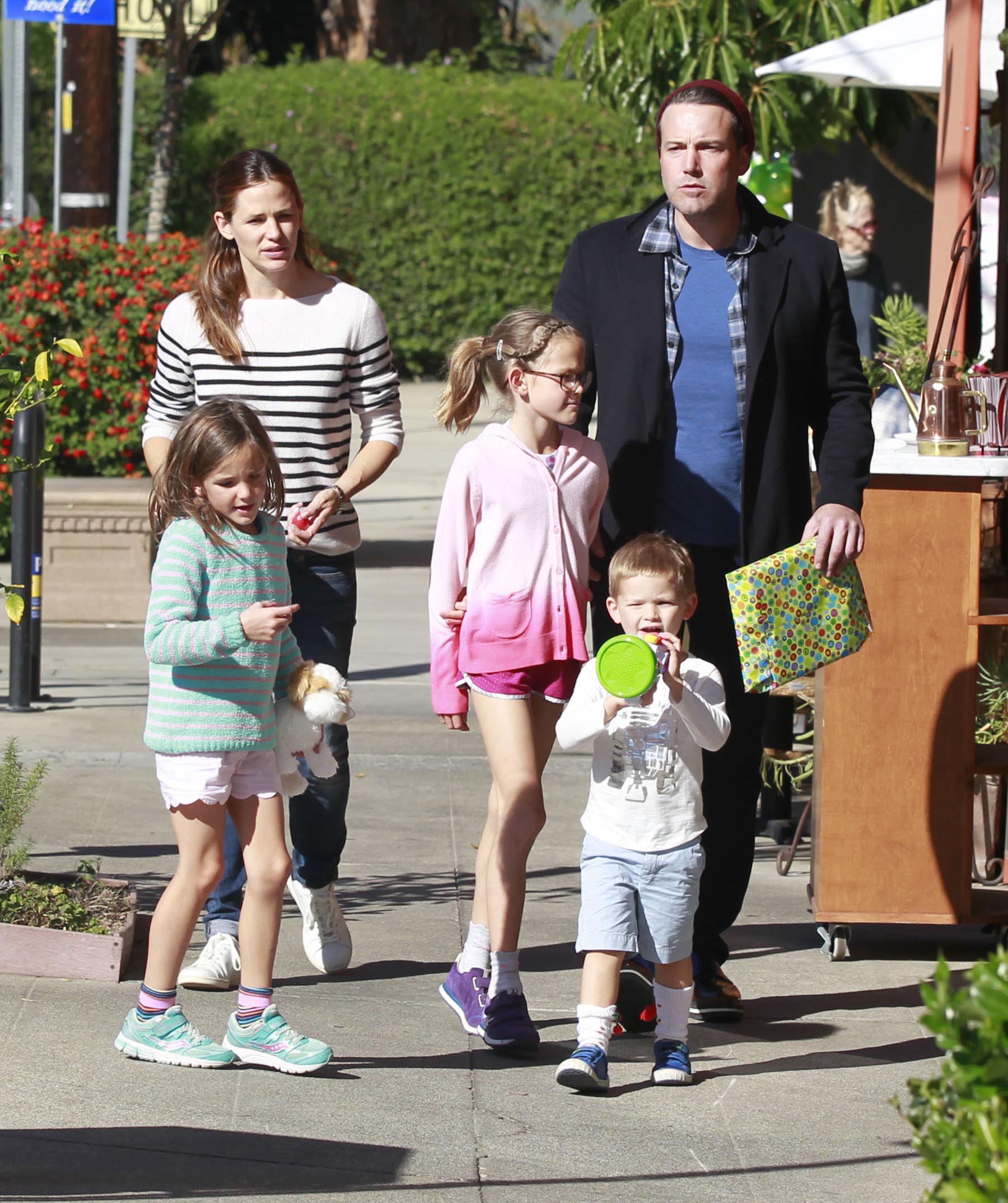 Jennifer Garner com Ben Affleck e os filhos