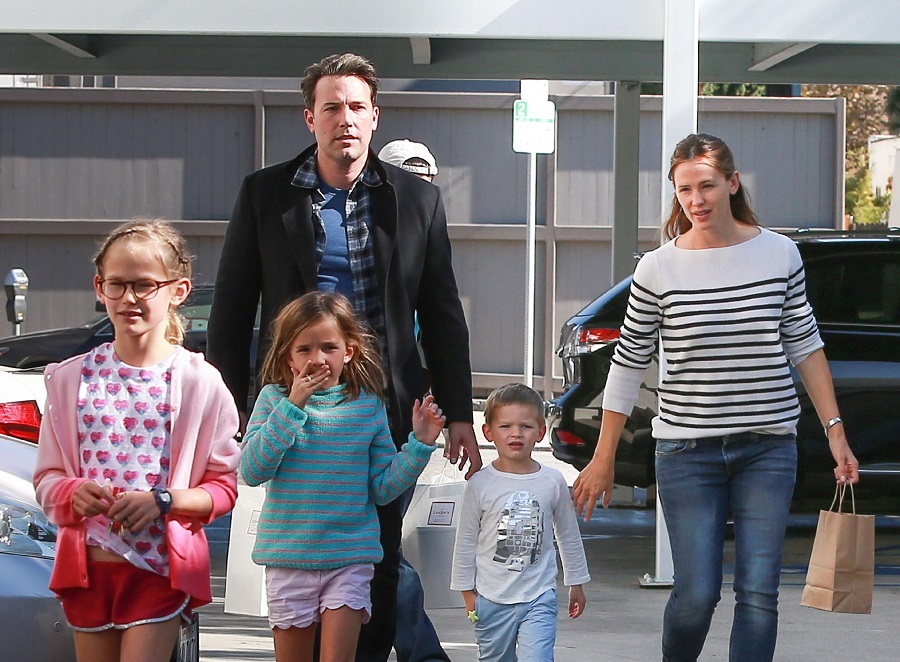 Ben Affleck com Jennifer Garner e os filhos do casal