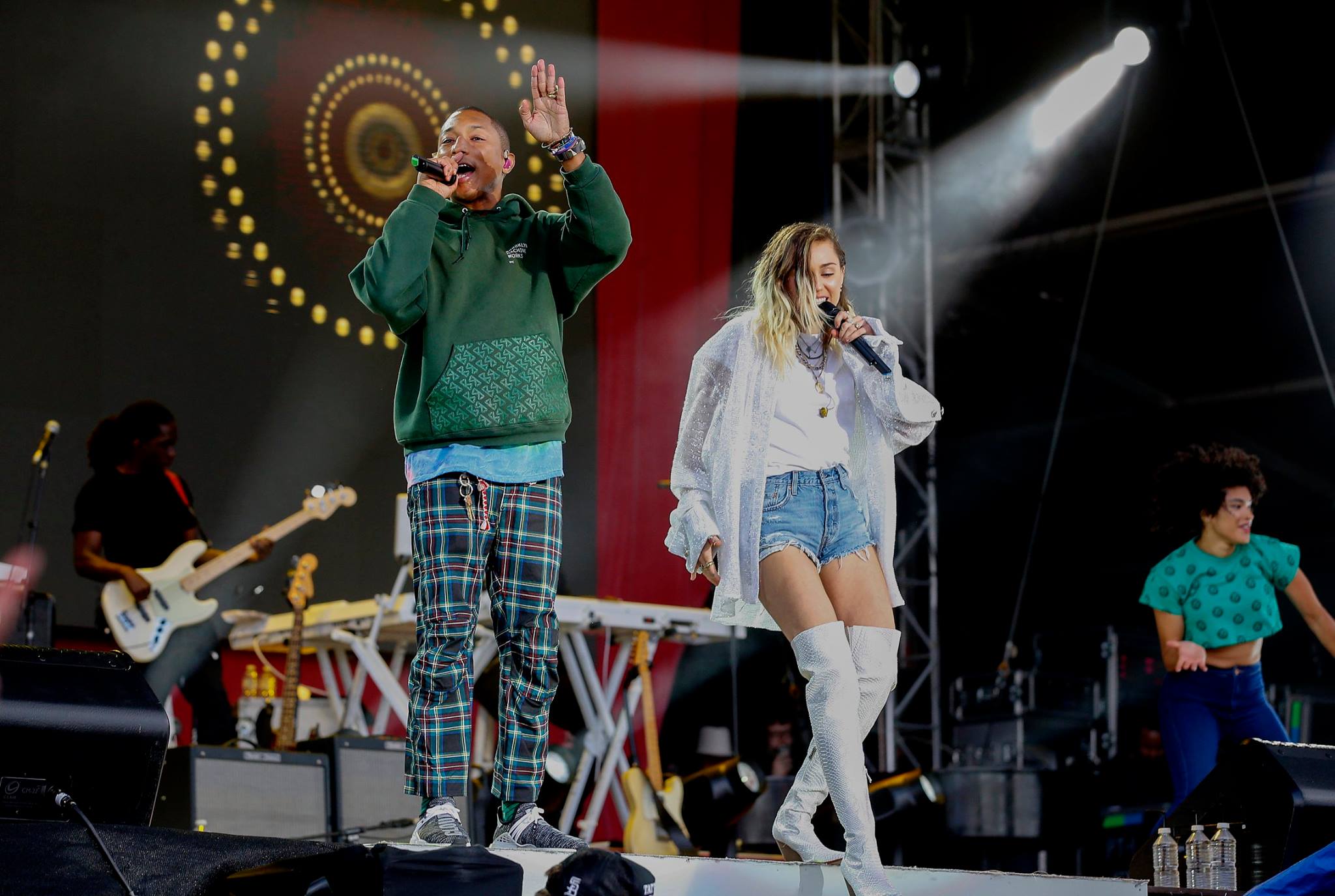 Pharrell Williams e Miley Cyrus